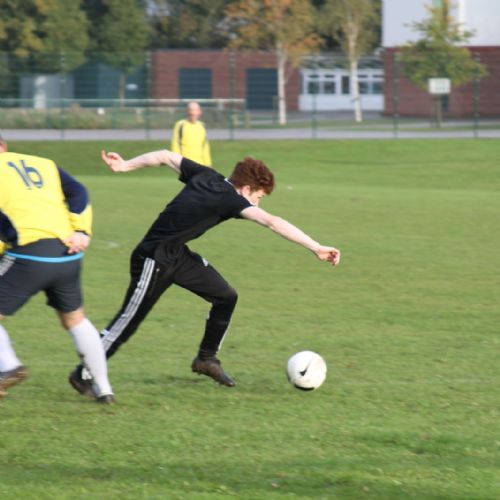 Campsmount-staff-v-students-football-match-2019-(83)
